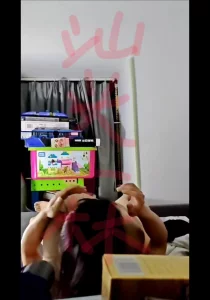 我在蟹山社区房东的仓库帮客人不戴套内射排精系列2